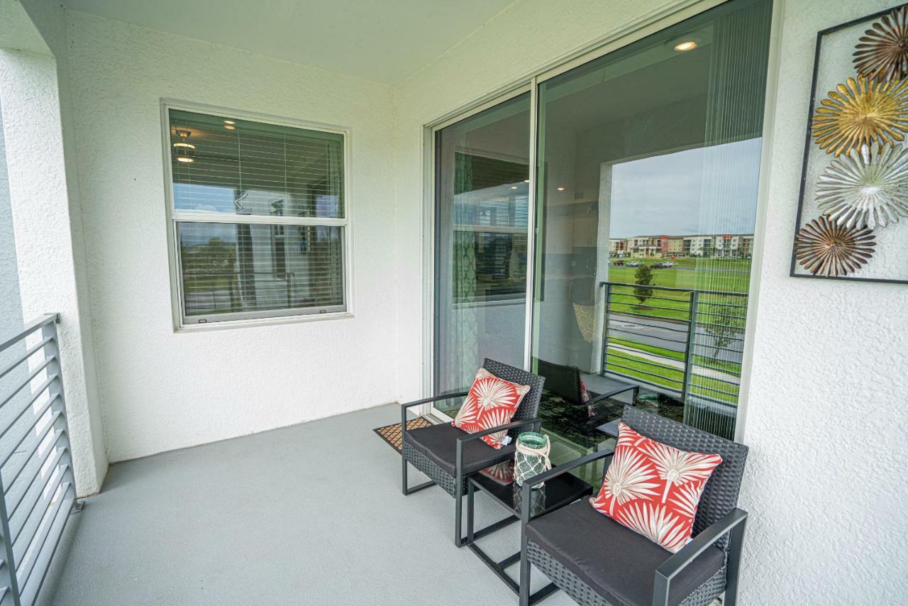 Only 5 Miles From Disney! Free Water Park! 2 Bed, 2 Bath Condo, Sleeps 8 Kissimmee Exterior photo